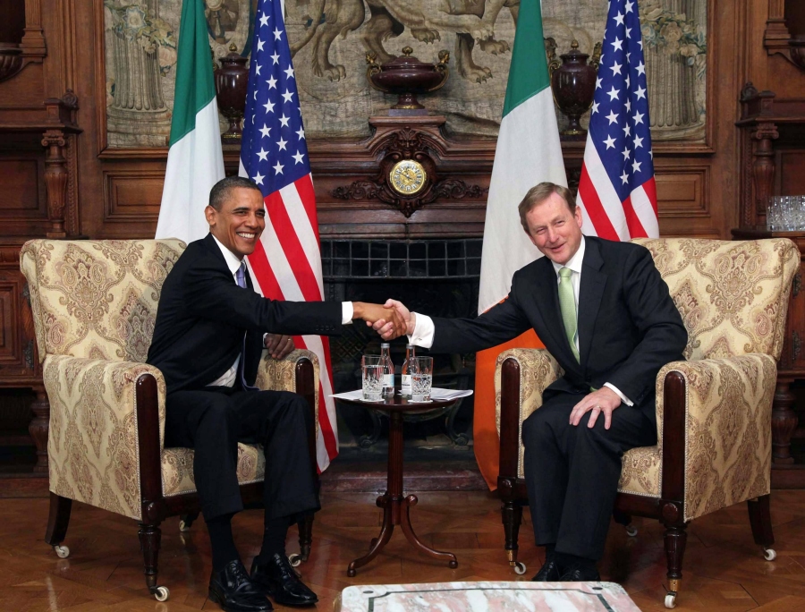 Barack Obama with Taoiseach Enda Kenny in Farmleigh.