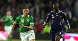 Irelands Robbie Keane (left) and Frances William Gallas in action.