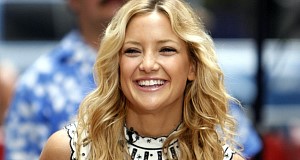 Kate Hudson is dating her childhood pal, basketball star Baron Davis, according to reports.