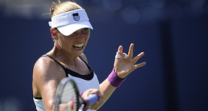 Vera Zvonareva in action today. Vera Zvonareva in action today.