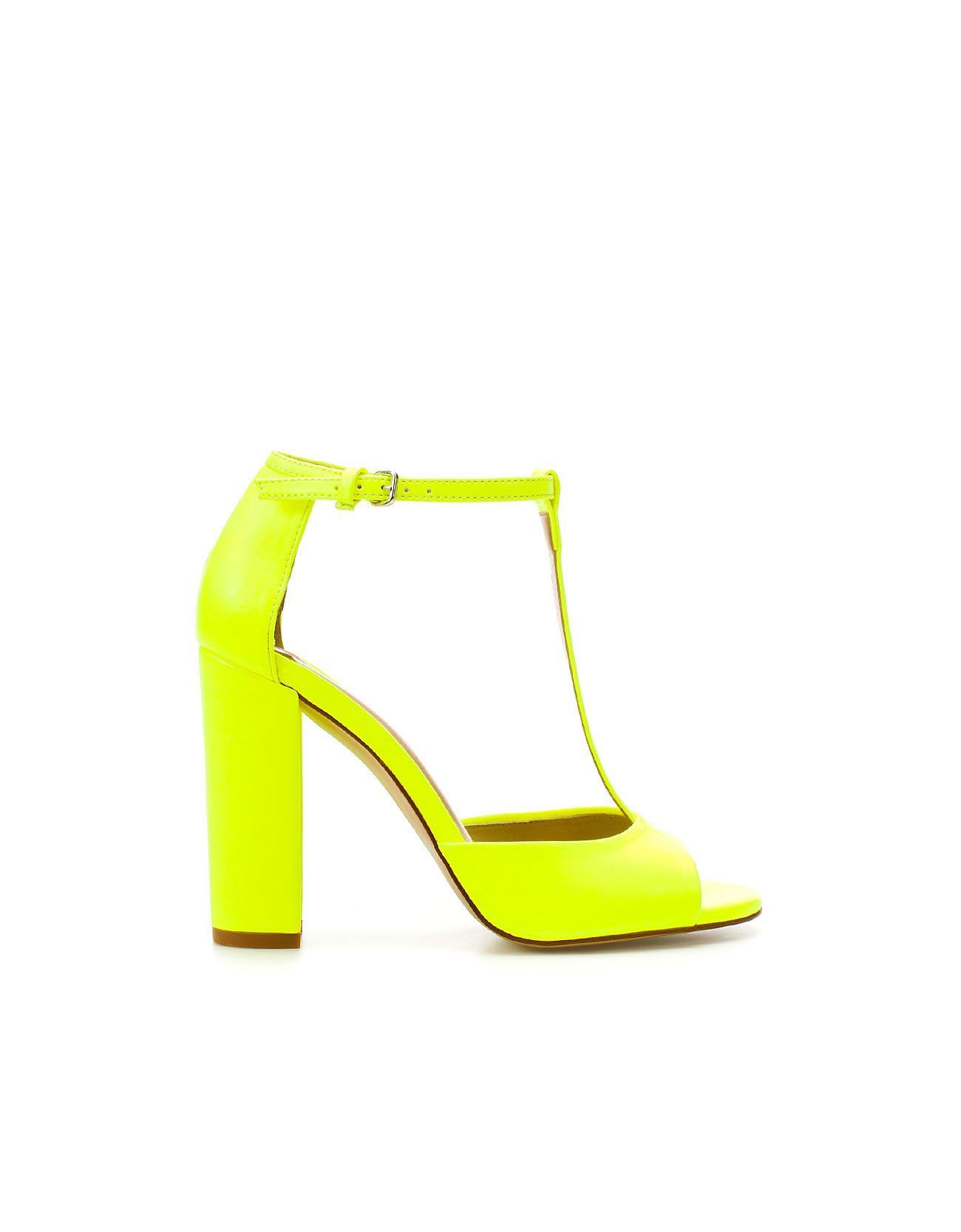High heel sandals, Zara €59.95